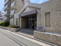 エントランス外