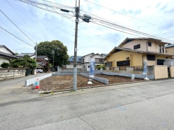 1号棟 前面道路含む現地写真
