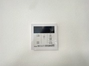 【給湯器操作パネル】