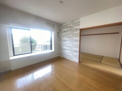 ご家族みんながゆったりくつろげる広々リビング。