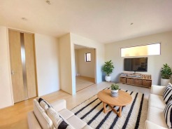 CGで家具を配置しております。家具配置のイメージにご覧ください。