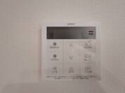 【給湯器操作パネル】