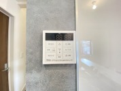 【給湯器リモコン】