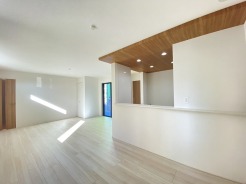 家族団らんの時間も増えそうなくつろぎのLDK。