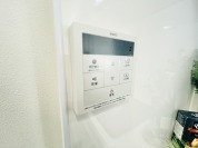 【給湯器操作パネル】