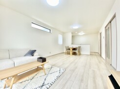 家族団らんの時間も増えそうなくつろぎのLDK。