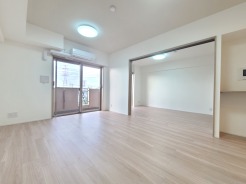 家族団らんの時間も増えそうなくつろぎのLDK。