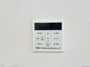 【給湯器操作パネル】