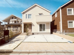 建物が完成しましたので室内のご見学予約スタート。当日のご見学予約も大歓迎です。お気軽にご連絡ください。他にもインターネットに掲載していない情報も沢山ありますので、比較で併せてご見学ができます。