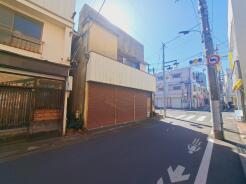 駅3分の魅力的なロケーションの土地です。