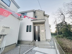 建物が完成しましたので室内のご見学予約スタート。当日のご見学予約も大歓迎です。お気軽にご連絡ください。他にもインターネットに掲載していない情報も沢山ありますので、比較で併せてご見学ができます。