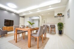 本画像はCGで作成しており、実際に現地に家具は置かれておりません。また、価格に家具は含まれておりません。