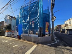 周辺のエリアで他にも沢山売りに出ている物件があります。インターネット掲載前の情報などもありますのでお気軽にお問合せください。まとめてご見学できます。