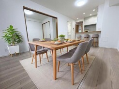 本画像はCGで作成しており、実際に現地に家具は置かれておりません。また、価格に家具は含まれておりません。