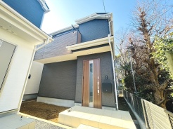 建物が完成しましたので室内のご見学予約スタート。当日のご見学予約も大歓迎です。お気軽にご連絡ください。他にもインターネットに掲載していない情報も沢山ありますので、比較で併せてご見学ができます。