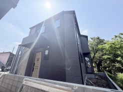 現地のご見学予約もスタートしました。周辺で売りに出ている物件も沢山御座います。まとめてご見学ができますのでお気軽にお申しつけください。