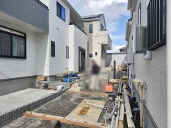 現地のご見学予約もスタートしました。周辺で売りに出ている物件も沢山御座います。まとめてご見学ができますのでお気軽にお申しつけください。