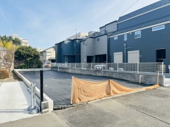 現地のご見学予約もスタートしました。周辺で売りに出ている物件も沢山御座います。まとめてご見学ができますのでお気軽にお申しつけください。