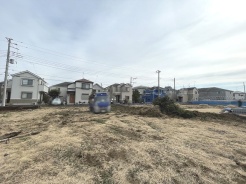 現地のご見学予約もスタートしました。周辺で売りに出ている物件も沢山御座います。まとめてご見学ができますのでお気軽にお申しつけください。