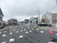 周辺のエリアで他にも沢山売りに出ている物件があります。インターネット掲載前の情報などもありますのでお気軽にお問合せください。まとめてご見学できます。