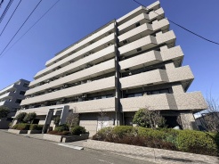 現地のご見学予約もスタートしました。周辺で売りに出ている物件も沢山御座います。まとめてご見学ができますのでお気軽にお申しつけください。