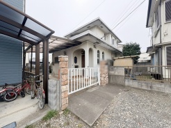 白馬グループの白馬建設にて、プラン作成、イメージパース作成を数日で行えます。 希望の間取りはどの位の大きさか?、一体どの位の広さの土地が適切か?まずはたたき台のプランと見積りを作りましょう。担当者へお申しつけください。