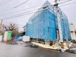 周辺のエリアで他にも沢山売りに出ている物件があります。インターネット掲載前の情報などもありますのでお気軽にお問合せください。まとめてご見学できます。