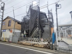 周辺のエリアで他にも沢山売りに出ている物件があります。インターネット掲載前の情報などもありますのでお気軽にお問合せください。まとめてご見学できます。