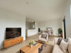 本画像はCGで作成しており、実際に現地に家具は置かれておりません。また、価格に家具は含まれておりません。