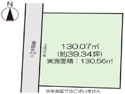 建築条件なしの敷地。弊社グループ「白馬建設」にて建物プランをご提案できます。実際の陽当たりやサイズ感を現地でお確かめください。