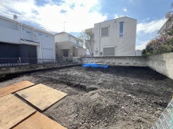 現地のご見学予約もスタートしました。周辺で売りに出ている物件も沢山御座います。まとめてご見学ができますのでお気軽にお申しつけください。