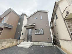 建物が完成しましたので室内のご見学予約スタート。当日のご見学予約も大歓迎です。お気軽にご連絡ください。他にもインターネットに掲載していない情報も沢山ありますので、比較で併せてご見学ができます。