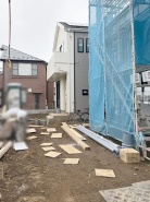 周辺のエリアで他にも沢山売りに出ている物件があります。インターネット掲載前の情報などもありますのでお気軽にお問合せください。まとめてご見学できます。