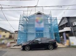 周辺のエリアで他にも沢山売りに出ている物件があります。インターネット掲載前の情報などもありますのでお気軽にお問合せください。まとめてご見学できます。