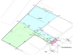建築条件なしの敷地。弊社グループ「白馬建設」にて建物プランをご提案できます。実際の陽当たりやサイズ感を現地でお確かめください。