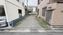 周辺のエリアで他にも沢山売りに出ている物件があります。インターネット掲載前の情報などもありますのでお気軽にお問合せください。まとめてご見学できます。