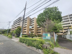 三鷹市下連雀8丁目