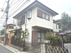 建築条件なしの敷地。弊社グループ「白馬建設」にて建物プランをご提案できます。実際の陽当たりやサイズ感を現地でお確かめください。