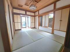 府中市四谷3丁目 戸建【】