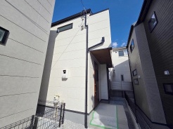 建物が完成しましたので室内のご見学予約スタート。当日のご見学予約も大歓迎です。お気軽にご連絡ください。他にもインターネットに掲載していない情報も沢山ありますので、比較で併せてご見学ができます。