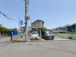 周辺のエリアで他にも沢山売りに出ている物件があります。インターネット掲載前の情報などもありますのでお気軽にお問合せください。まとめてご見学できます。