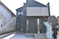 建物が完成しましたので室内のご見学予約スタート。当日のご見学予約も大歓迎です。お気軽にご連絡ください。他にもインターネットに掲載していない情報も沢山ありますので、比較で併せてご見学ができます。