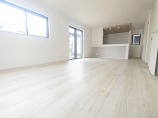 新築一戸建て