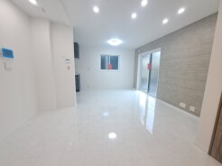 家族が一番集まる場所だから広々としつつも素敵な空間であって欲しい。みんながくつろぐリビングからキッチンまでが一つの空間のように繋がる間取り。