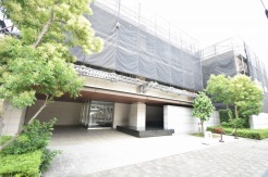 実際に室内をご見学頂くと生活のイメージが広がると思います。家具を置いたイメージや窓からの景色など。
