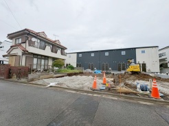 現在建物を建築中です、建築中の物件については現地確認の他、同施工会社の完成施工例のご案内、担当者のプレゼンテーションにてご検討ください。適切なご検討の方法をご説明させて頂きます。