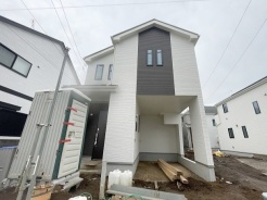 C号棟 建物が完成しましたので室内のご見学予約スタート。当日のご見学予約も大歓迎です。お気軽にご連絡ください。エステート白馬国分寺店は火曜水曜も営業しております。