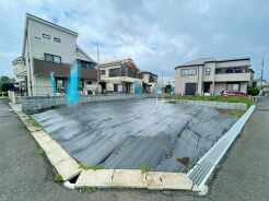 白馬グループの白馬建設にて、プラン作成、イメージパース作成を数日で行えます。 希望の間取りはどの位の大きさか?、一体どの位の広さの土地が適切か?まずはたたき台のプランと見積りを作りましょう、担当者へお申しつけください。