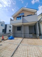 建物のモデルハウスのご見学予約もスタートしました。当日のご見学予約も大歓迎ですので、お気軽にお問合せください。