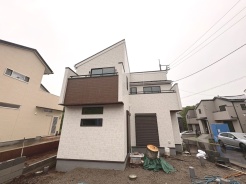 建物のモデルハウスのご見学予約もスタートしました。当日のご見学予約も大歓迎ですので、お気軽にお問合せください。